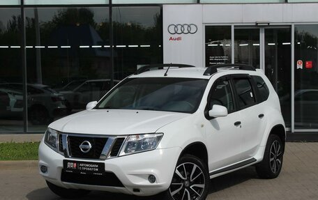 Nissan Terrano III, 2016 год, 990 000 рублей, 1 фотография