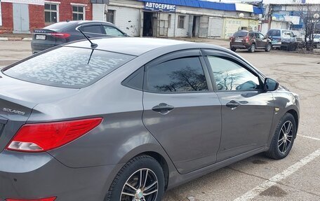 Hyundai Solaris II рестайлинг, 2015 год, 730 000 рублей, 4 фотография