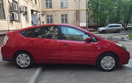 Toyota Prius, 2008 год, 670 000 рублей, 3 фотография