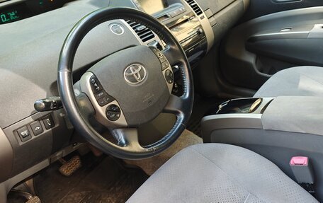 Toyota Prius, 2008 год, 670 000 рублей, 5 фотография