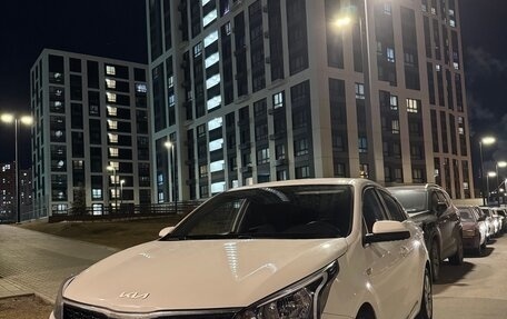 KIA Rio IV, 2021 год, 1 350 000 рублей, 2 фотография