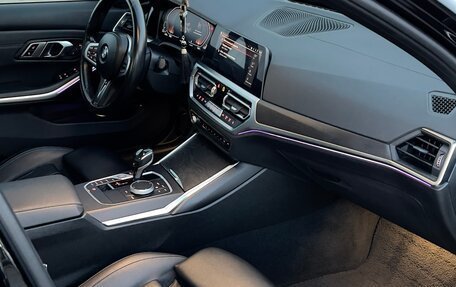 BMW 3 серия, 2021 год, 4 650 000 рублей, 15 фотография