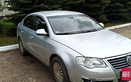 Volkswagen Passat B6, 2006 год, 650 000 рублей, 6 фотография