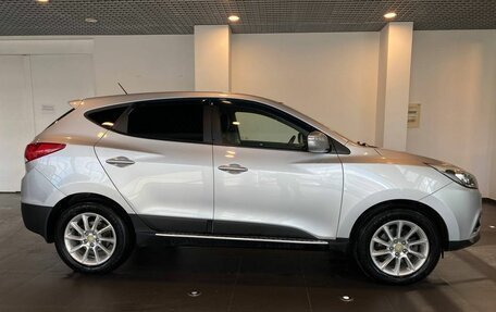 Hyundai ix35 I рестайлинг, 2014 год, 1 580 000 рублей, 2 фотография