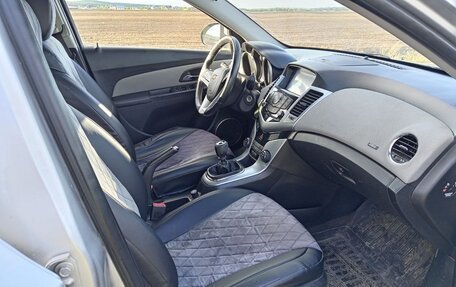 Chevrolet Cruze II, 2012 год, 600 000 рублей, 7 фотография