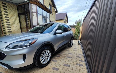 Ford Escape, 2019 год, 2 100 000 рублей, 4 фотография