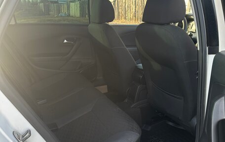 Volkswagen Polo VI (EU Market), 2018 год, 1 300 000 рублей, 2 фотография