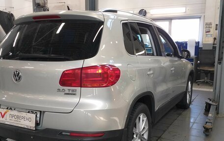 Volkswagen Tiguan I, 2011 год, 1 290 000 рублей, 3 фотография