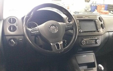 Volkswagen Tiguan I, 2011 год, 1 290 000 рублей, 5 фотография