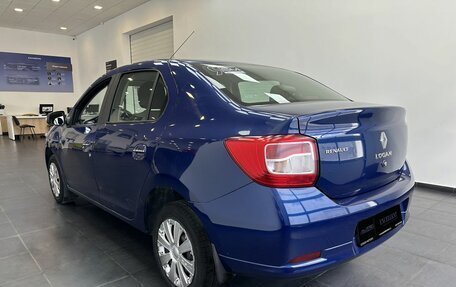 Renault Logan II, 2016 год, 915 000 рублей, 6 фотография