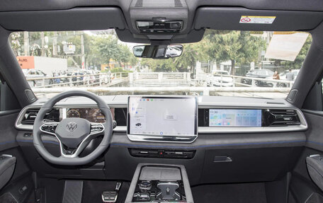 Volkswagen Teramont, 2025 год, 5 999 999 рублей, 8 фотография
