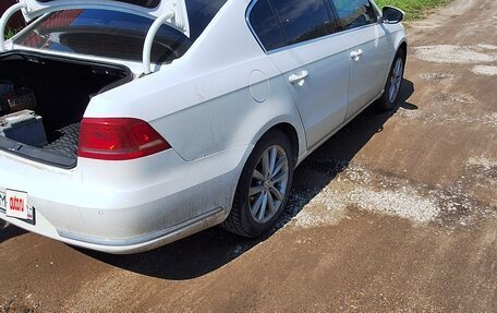 Volkswagen Passat B7, 2011 год, 850 000 рублей, 5 фотография