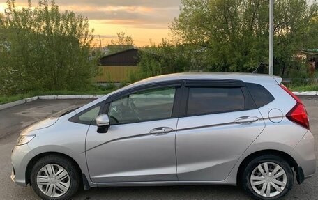 Honda Fit III, 2019 год, 1 450 000 рублей, 3 фотография