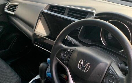 Honda Fit III, 2019 год, 1 450 000 рублей, 4 фотография
