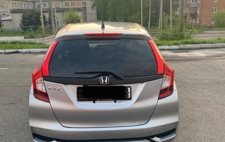 Honda Fit III, 2019 год, 1 450 000 рублей, 5 фотография