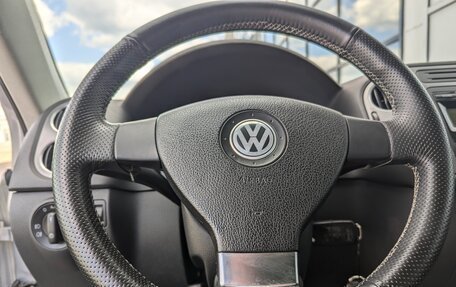 Volkswagen Tiguan I, 2009 год, 990 000 рублей, 23 фотография