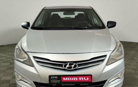 Hyundai Solaris II рестайлинг, 2015 год, 800 000 рублей, 2 фотография