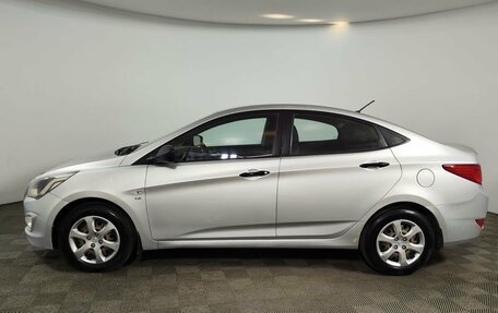 Hyundai Solaris II рестайлинг, 2015 год, 800 000 рублей, 10 фотография