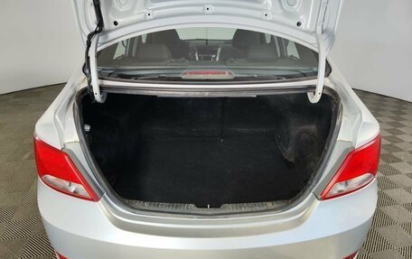 Hyundai Solaris II рестайлинг, 2015 год, 800 000 рублей, 12 фотография
