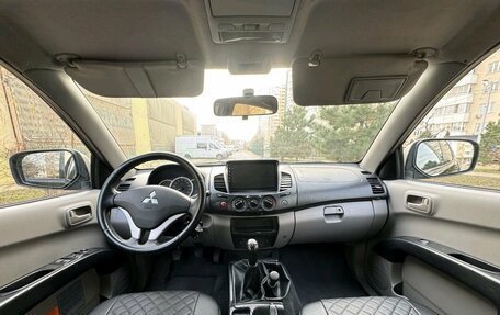Mitsubishi L200 IV рестайлинг, 2013 год, 1 080 000 рублей, 7 фотография