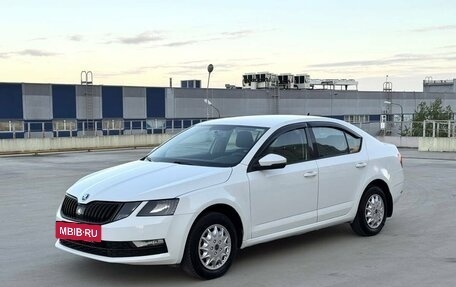 Skoda Octavia, 2019 год, 990 000 рублей, 2 фотография