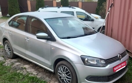 Volkswagen Polo VI (EU Market), 2011 год, 660 000 рублей, 2 фотография