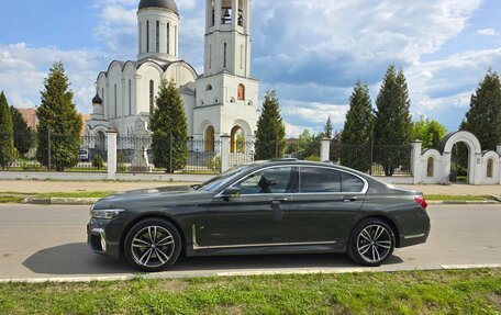 BMW 7 серия, 2019 год, 7 000 000 рублей, 2 фотография