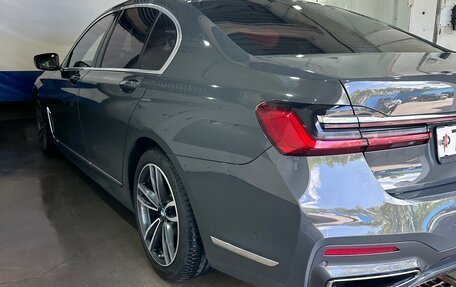 BMW 7 серия, 2019 год, 7 000 000 рублей, 15 фотография