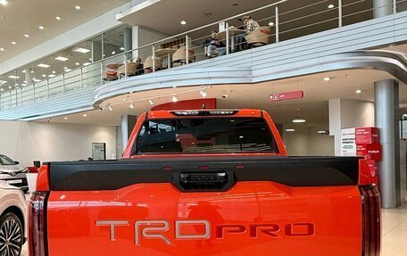 Toyota Tundra, 2022 год, 10 100 000 рублей, 4 фотография