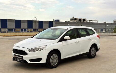 Ford Focus III, 2017 год, 620 000 рублей, 2 фотография