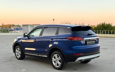 Geely Atlas, 2022 год, 1 590 000 рублей, 4 фотография