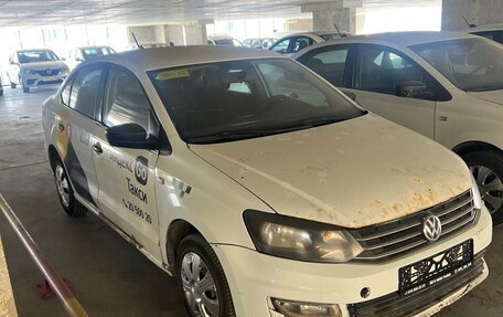 Volkswagen Polo VI (EU Market), 2019 год, 580 000 рублей, 2 фотография