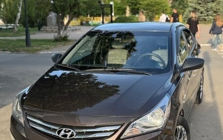 Hyundai Solaris II рестайлинг, 2016 год, 1 150 000 рублей, 1 фотография