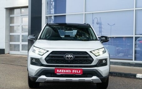Toyota RAV4, 2025 год, 4 450 000 рублей, 2 фотография