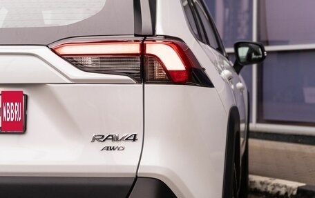 Toyota RAV4, 2025 год, 4 450 000 рублей, 26 фотография