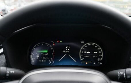 Toyota RAV4, 2025 год, 4 450 000 рублей, 22 фотография