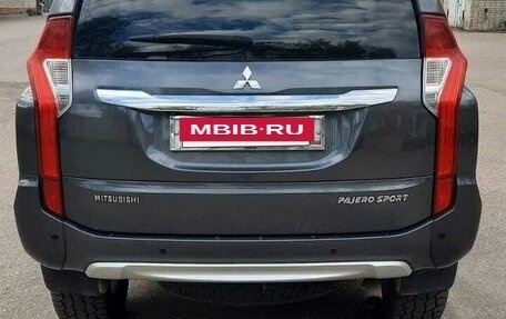 Mitsubishi Pajero Sport III рестайлинг, 2018 год, 2 900 000 рублей, 4 фотография