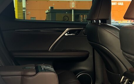 Lexus RX IV рестайлинг, 2016 год, 4 000 000 рублей, 12 фотография