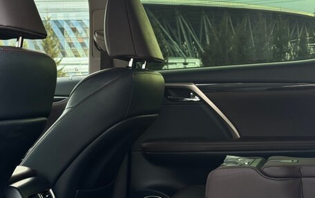 Lexus RX IV рестайлинг, 2016 год, 4 000 000 рублей, 9 фотография