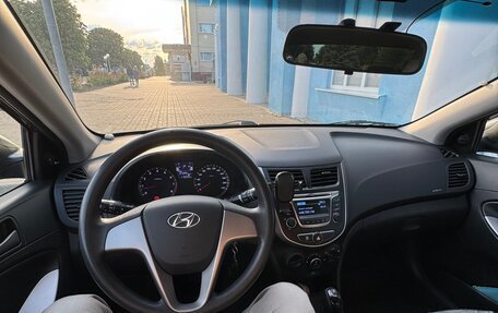 Hyundai Solaris II рестайлинг, 2016 год, 1 150 000 рублей, 7 фотография
