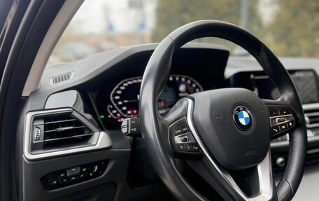 BMW 3 серия, 2020 год, 2 850 000 рублей, 13 фотография
