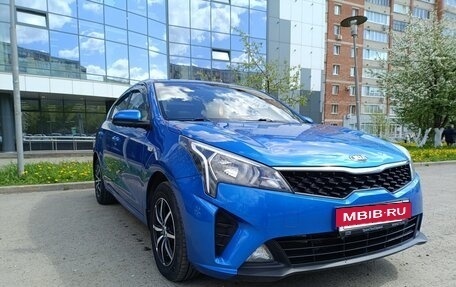 KIA Rio IV, 2021 год, 1 830 000 рублей, 18 фотография