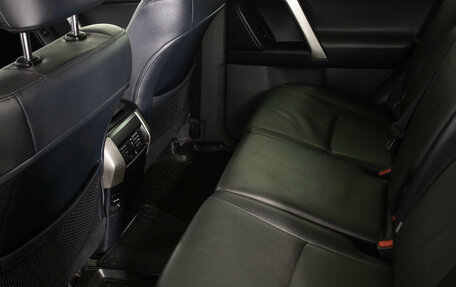 Toyota Land Cruiser Prado 150 рестайлинг 2, 2012 год, 2 849 000 рублей, 11 фотография