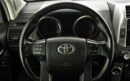 Toyota Land Cruiser Prado 150 рестайлинг 2, 2012 год, 2 849 000 рублей, 18 фотография