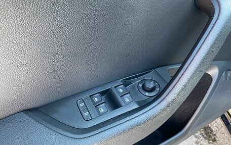 Skoda Superb III рестайлинг, 2018 год, 2 049 000 рублей, 12 фотография