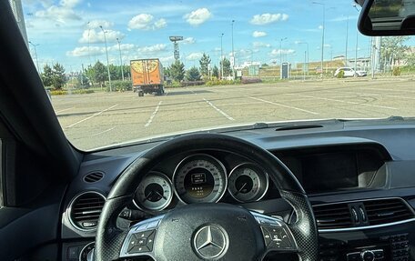 Mercedes-Benz C-Класс, 2011 год, 1 500 000 рублей, 10 фотография