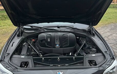 BMW 5 серия, 2013 год, 2 600 000 рублей, 11 фотография