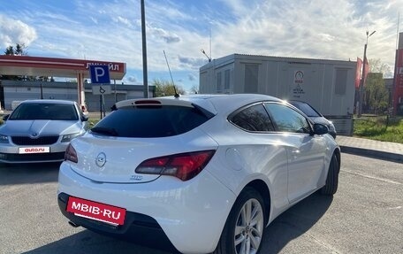 Opel Astra J, 2014 год, 1 000 000 рублей, 2 фотография