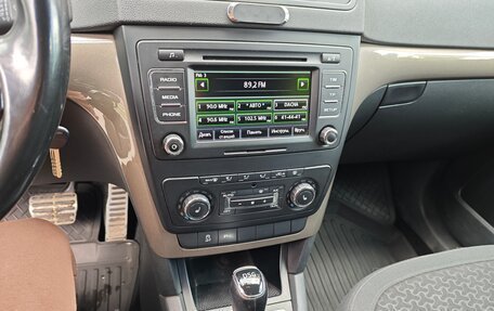 Skoda Yeti I рестайлинг, 2014 год, 1 205 000 рублей, 14 фотография
