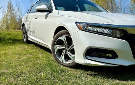 Honda Accord IX рестайлинг, 2019 год, 2 600 000 рублей, 2 фотография